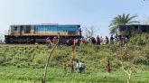 ৪ ঘণ্টাপর ঢাকা-উত্তরবঙ্গের স‌ঙ্গে ট্রেন চলাচল স্বাভা‌বিক